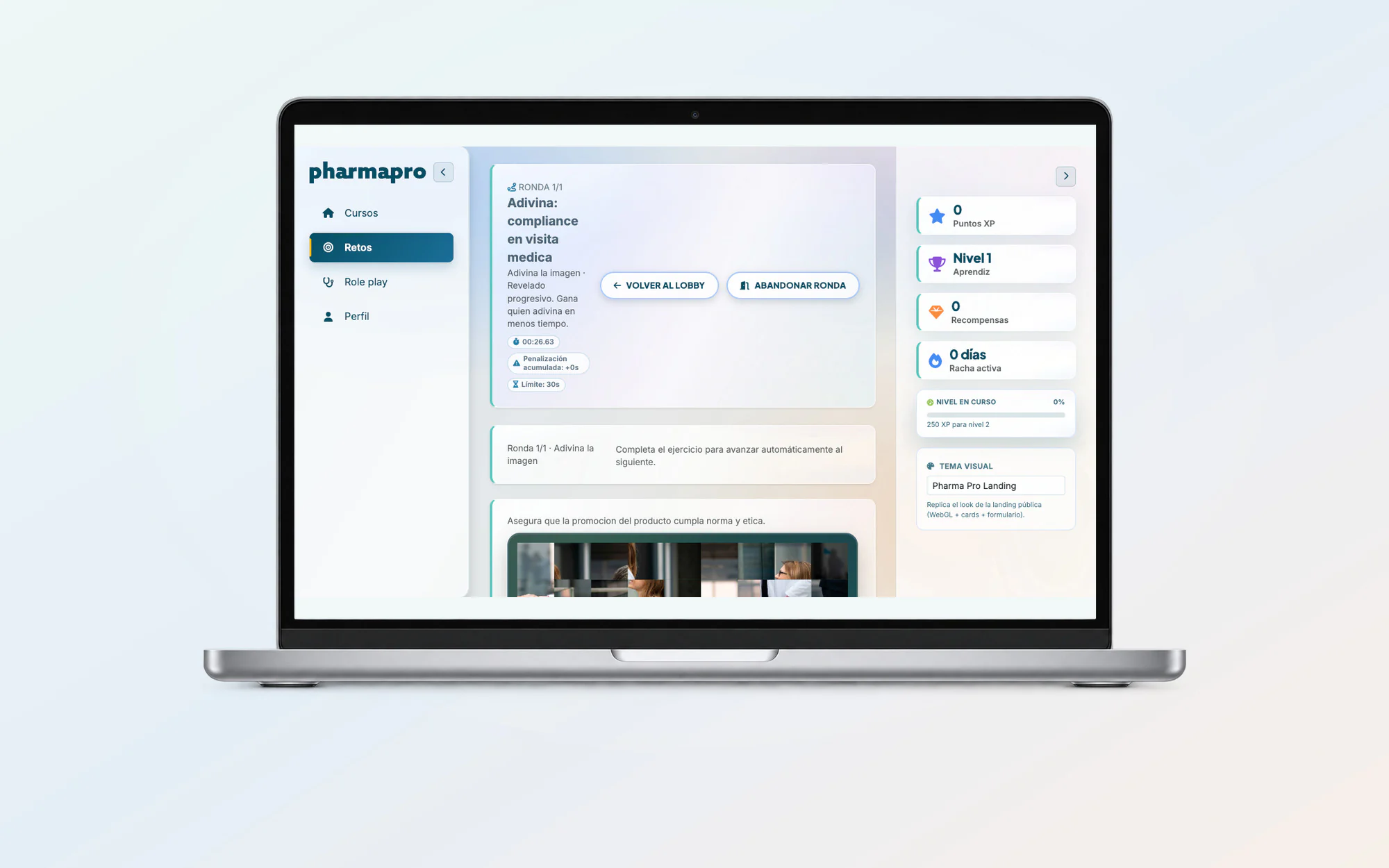 Juego actualizado Adivina la imagen de PharmaPro presentado en una computadora completa